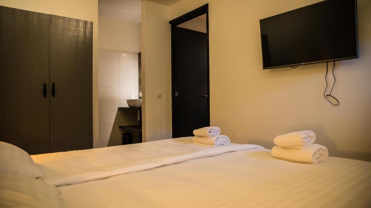 Welcome In - Oranjezon - Vakantiehuizen 2 & 4 Personen Vrouwenpolder Luaran gambar
